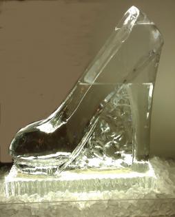 What a show stopper from Louisville Ice Sculptures! Price $295 